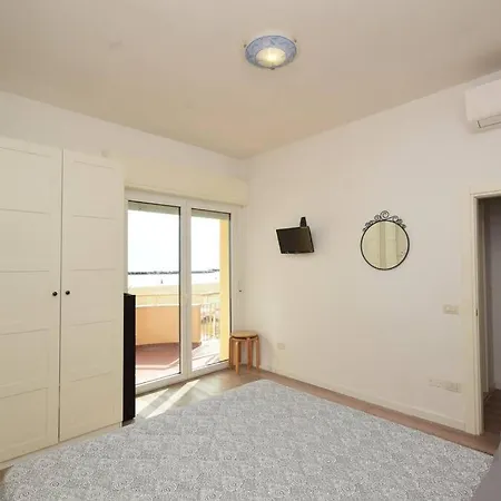 Lejlighed Sul Mare - *